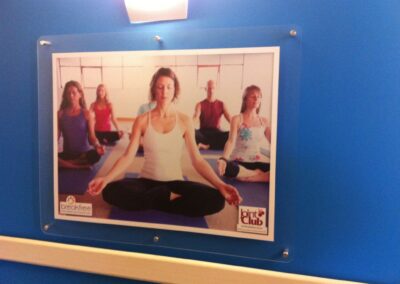 Interior Graphics Lobby Signs Novi Mi 21